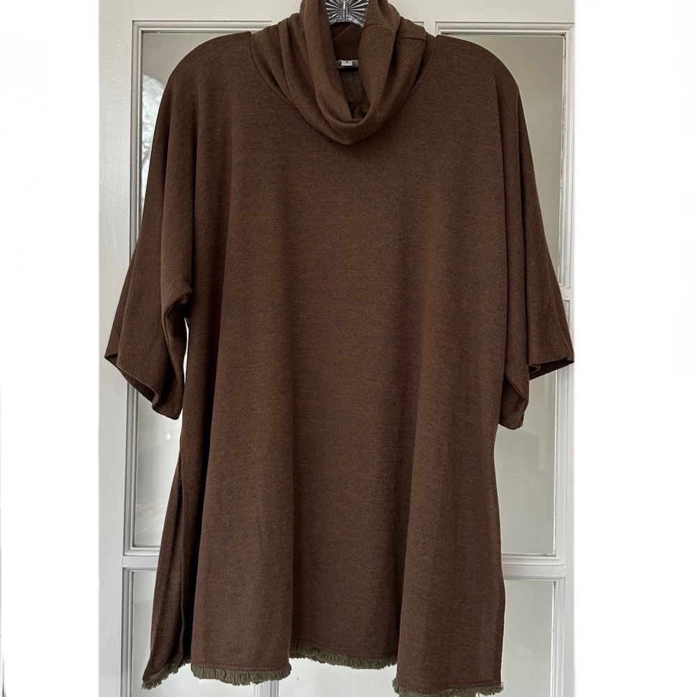 EUC Wonderland by Orange Top - Small